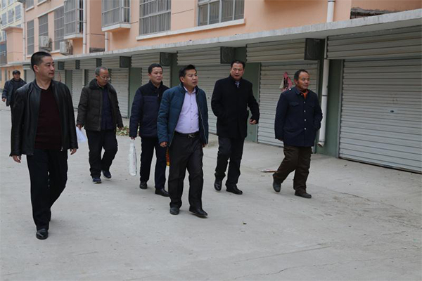 ʮ����̩������ЭίԱ���Ž���������ЭίԱ�������������ɷ�������������������װ��ġ�����ů��