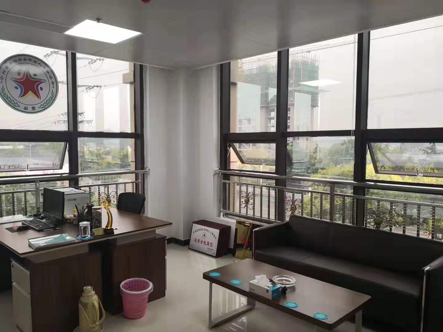 �������µ����ײ���ʿ�����